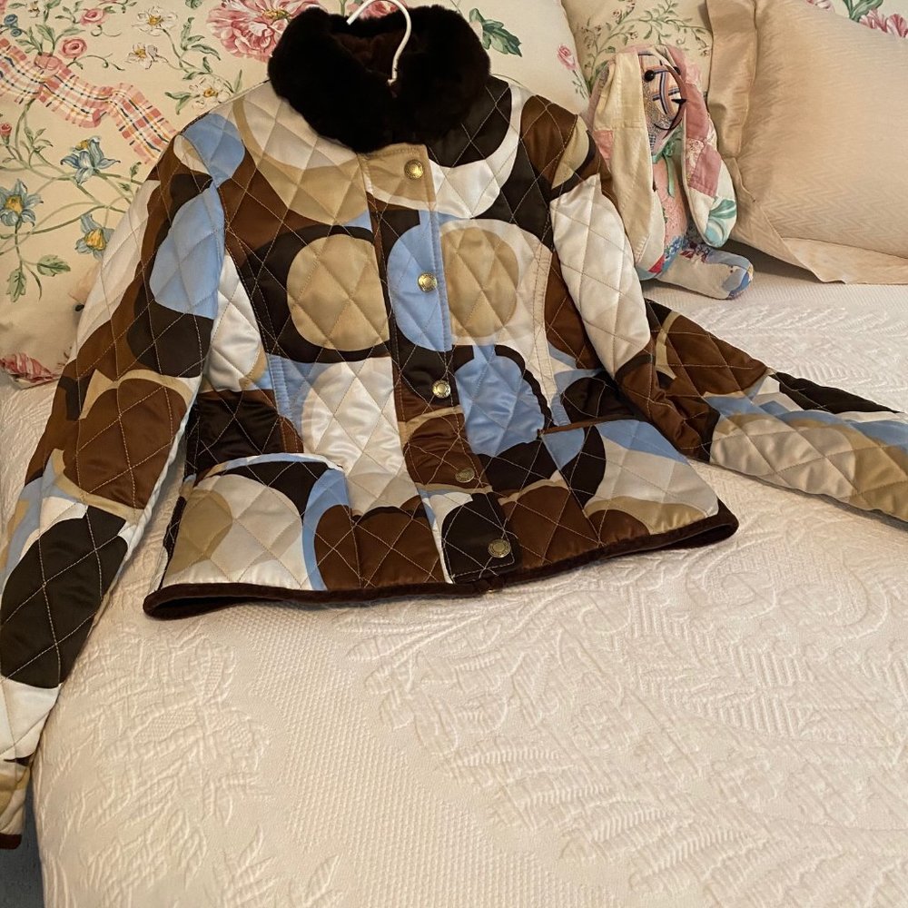 Quilted jacket with rabbit fur collar
